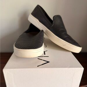Via Spiga black leather slip on sneakers. Size 7 1/2. V-Galea5 black LE